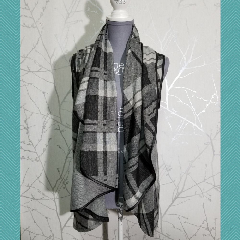 BCNL Design Open Front Sleeveless Cardigan